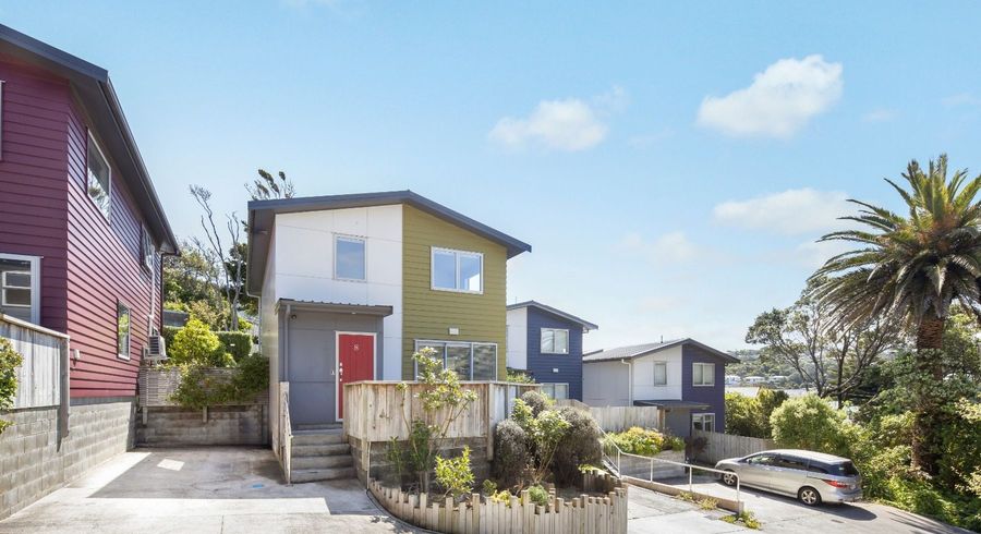  at 8/61 Black Rock Road, Newlands, Wellington
