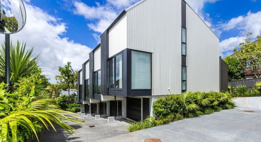 at 4/17 Lucerne Road, Remuera, Auckland