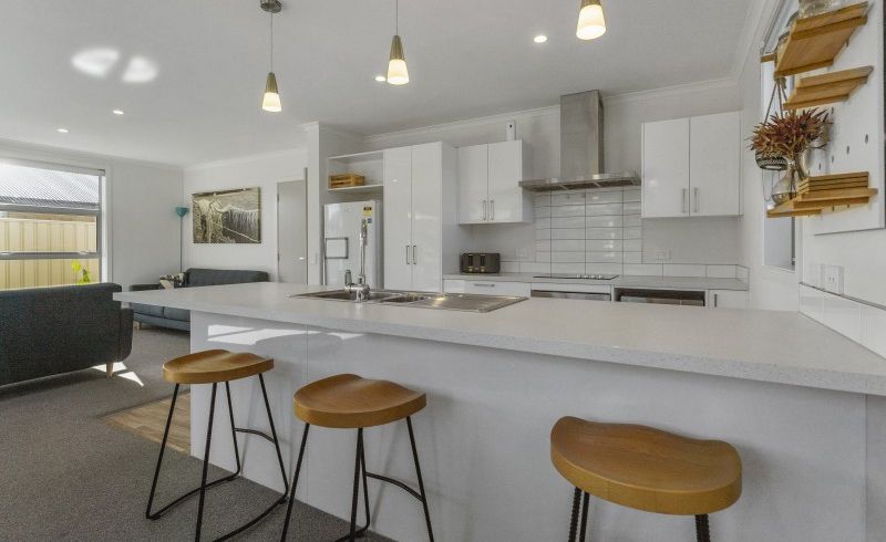  at 7 Missy Crescent, Mount Pisa