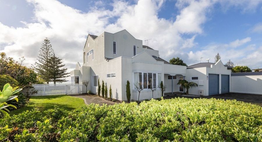  at 7 Charles Street, Westshore, Napier