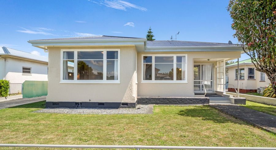  at 48 Wood Street, Takaro, Palmerston North, Manawatu / Whanganui