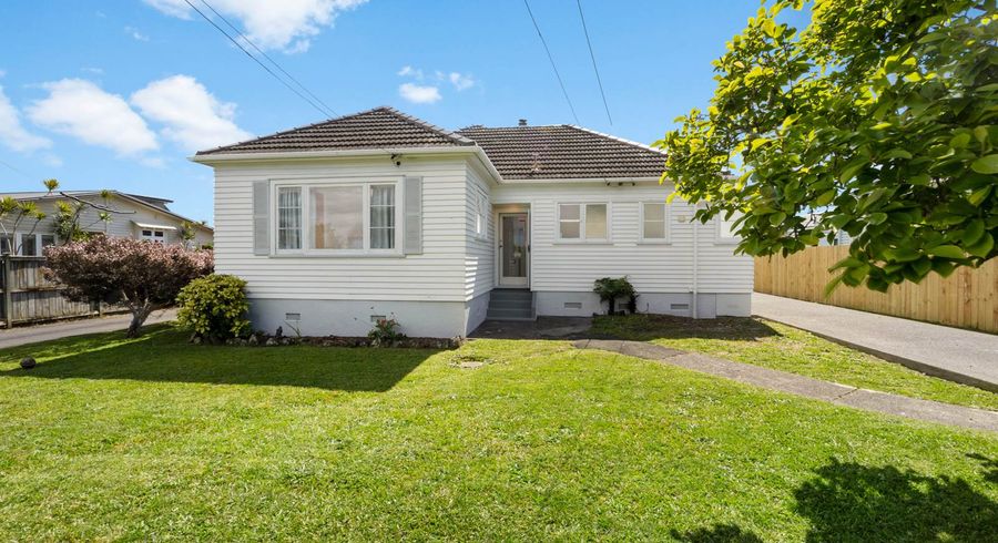  at 51 Oakley Avenue, Waterview, Auckland