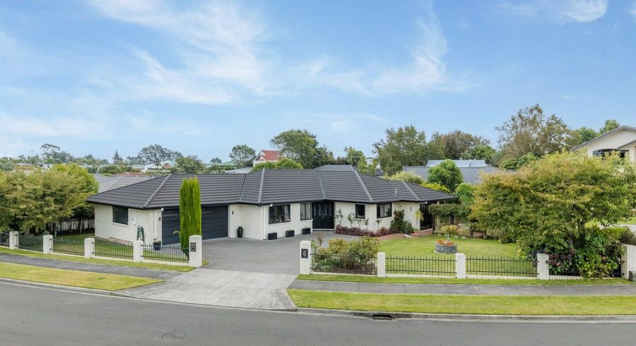  at 6 Anderson Way, Highlands Park, New Plymouth