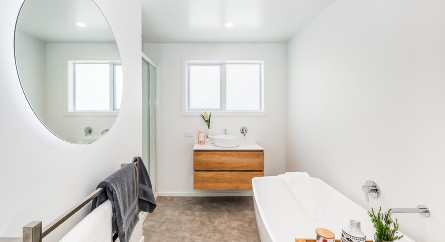  at 35 Moana Road, Paraparaumu, Kapiti Coast, Wellington