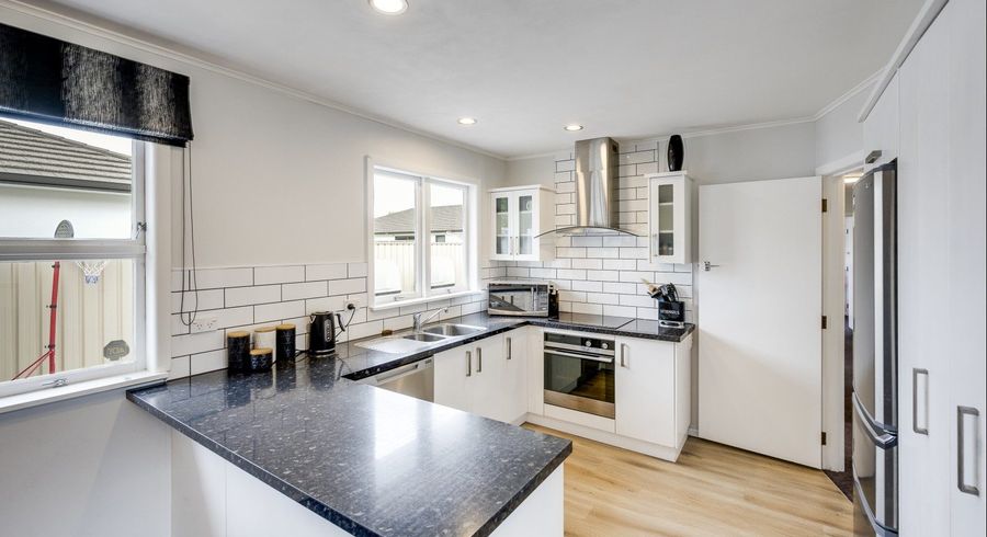  at 37 Merton Crescent, Pirimai, Napier, Hawke's Bay