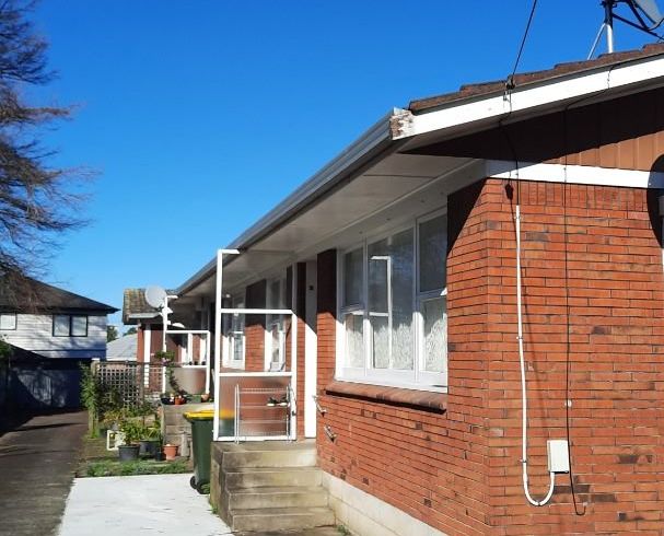  at 2/47 Milan Road, Papatoetoe, Auckland