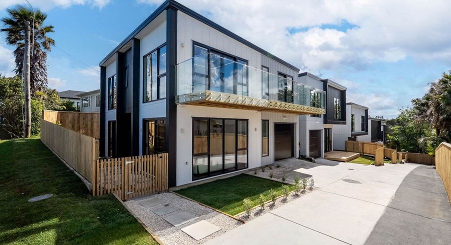  at 1/129 Arran Road, Browns Bay, North Shore City, Auckland