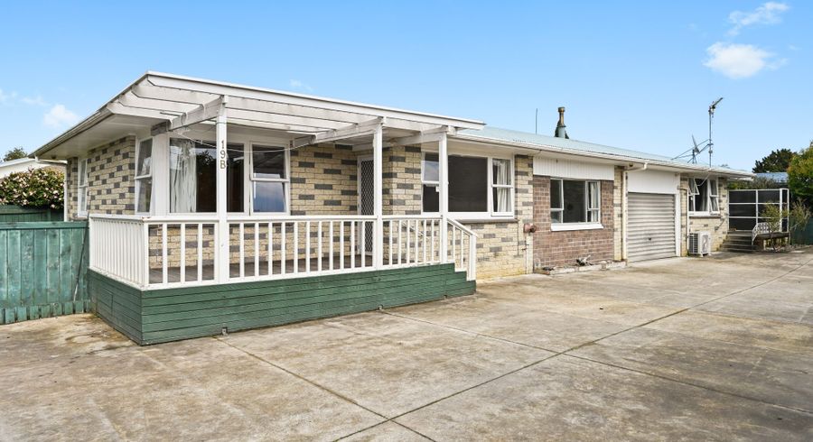  at 19B Kensington Place, Fairfield, Hamilton