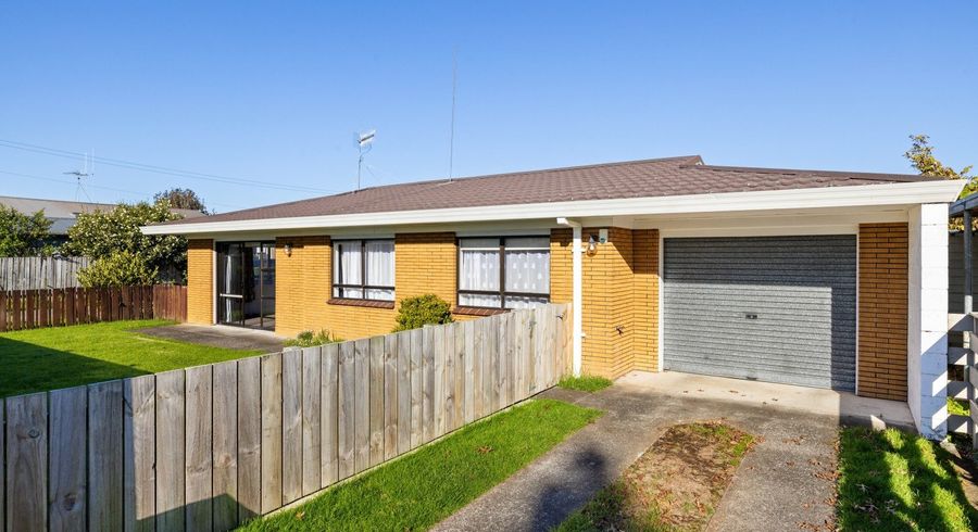  at 90A Cook Street, Hamilton East, Hamilton