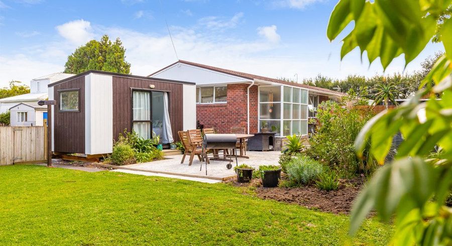  at 2/9 Riverlea Road, Whenuapai, Auckland