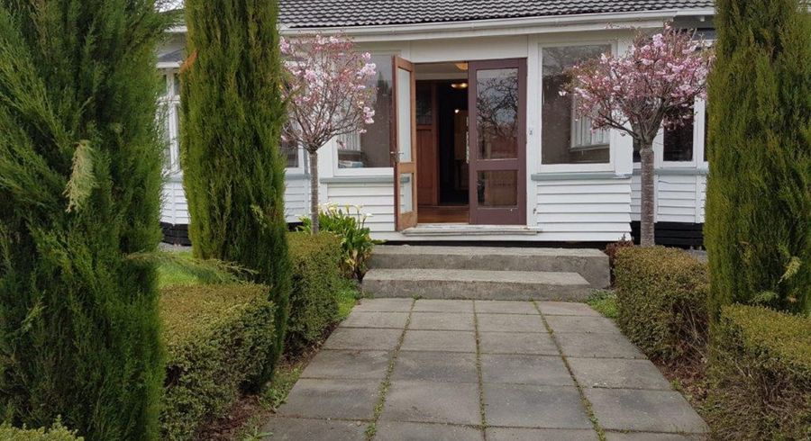  at 1/650 Barbadoes Street, Edgeware, Christchurch