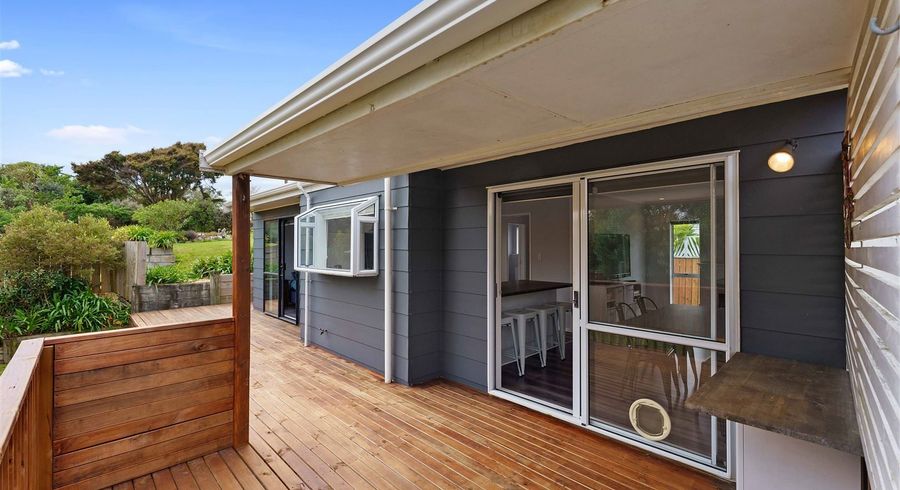  at 7A William Street, Waikanae Beach, Waikanae