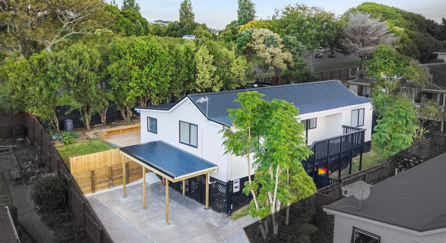  at 43B Derrimore Heights, Clover Park, Auckland