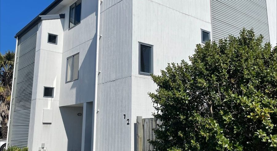  at 72 Burke Street, Addington, Christchurch City, Canterbury