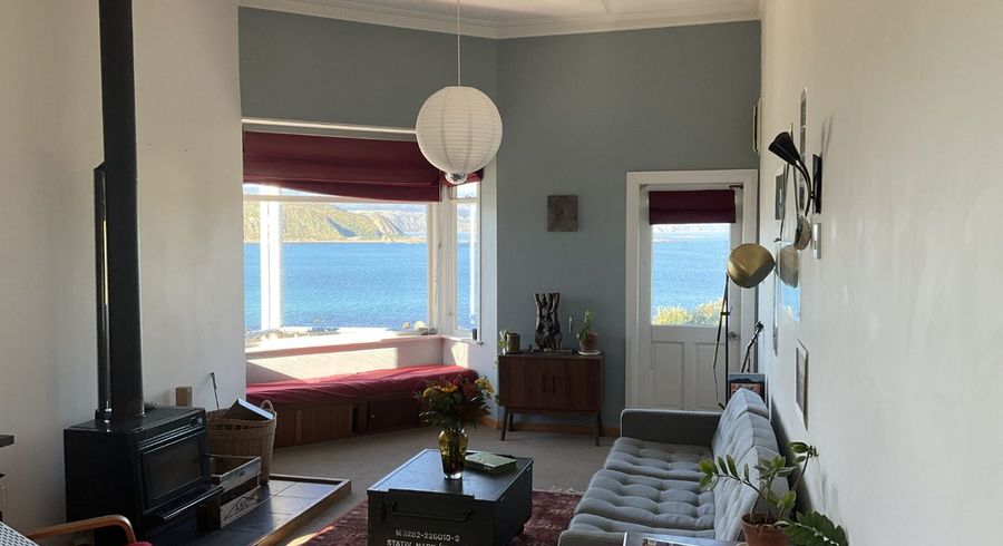  at 8 Hungerford Road, Lyall Bay, Wellington, Wellington