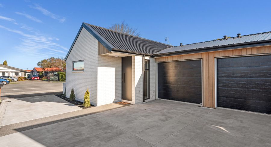  at 1/240 Harewood Road, Bishopdale, Christchurch City, Canterbury