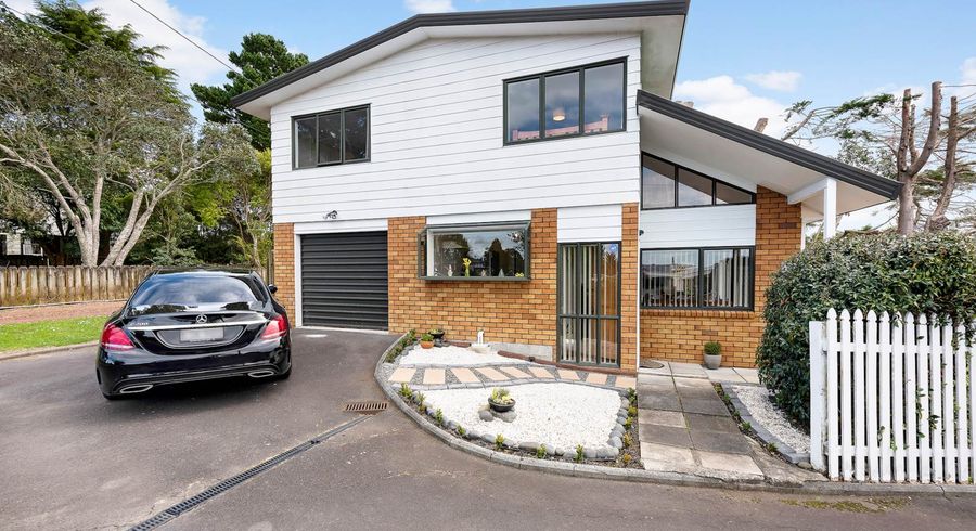 at 2/78A Woodglen Road, Glen Eden, Auckland