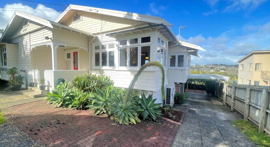  at 15 James Laurie Street, Henderson, Auckland