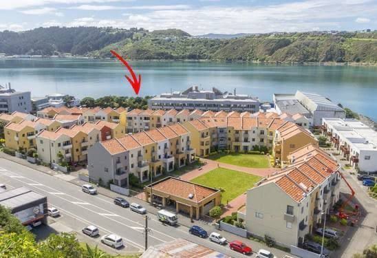  at 305 Evans Bay Parade, Hataitai, Wellington, Wellington