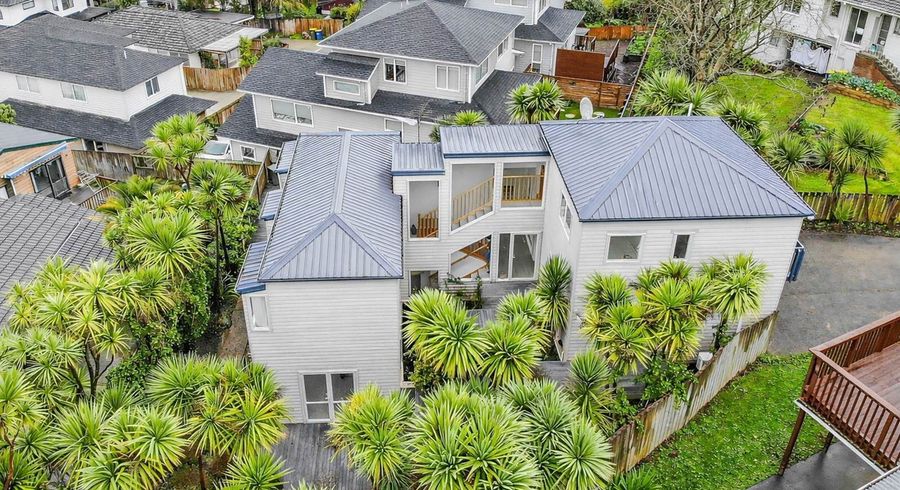  at 2/18 Orton Street, Glenfield, North Shore City, Auckland