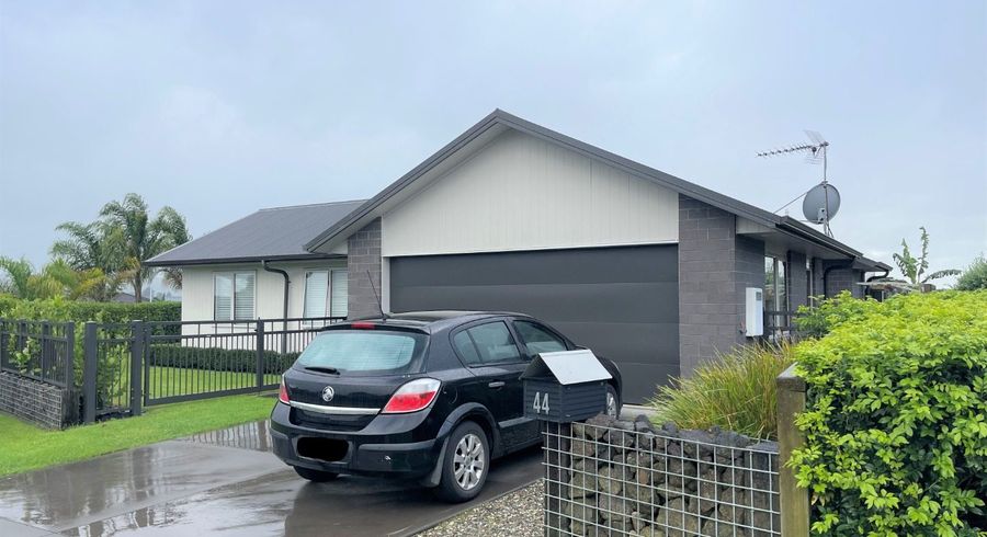  at 44 Benmore Crescent, Pyes Pa, Tauranga, Bay Of Plenty
