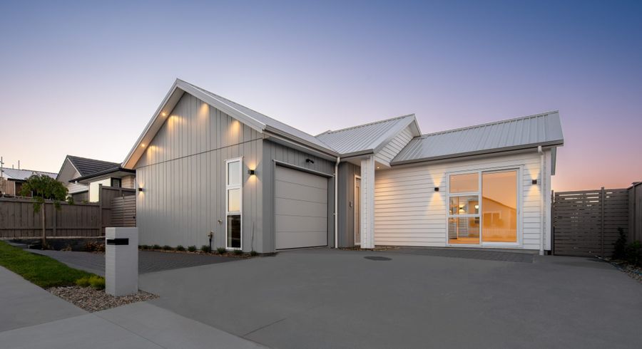  at 7Henl Lane, Milldale, Rodney, Auckland