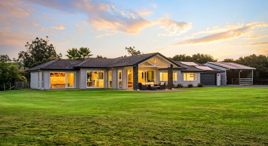  at 1 Ngaire Close, Wainui, Rodney, Auckland