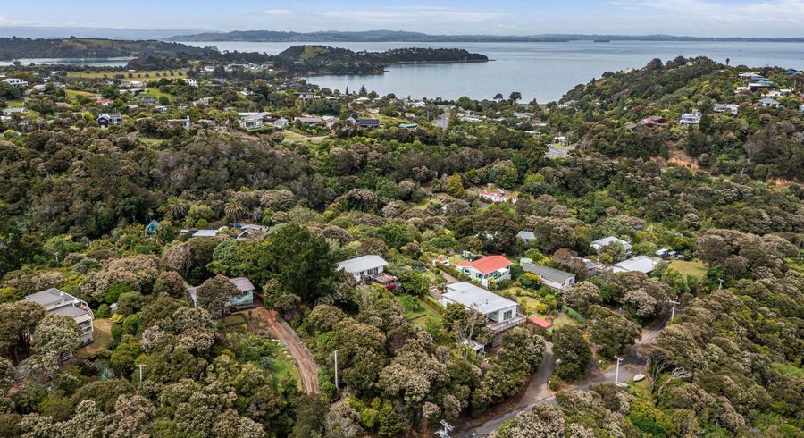  at 22 Hekerua Road, Oneroa, Waiheke Island, Auckland