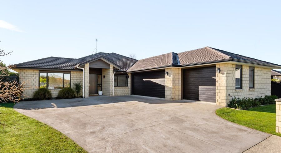  at 10 Kentwood Place, Flagstaff, Hamilton, Waikato