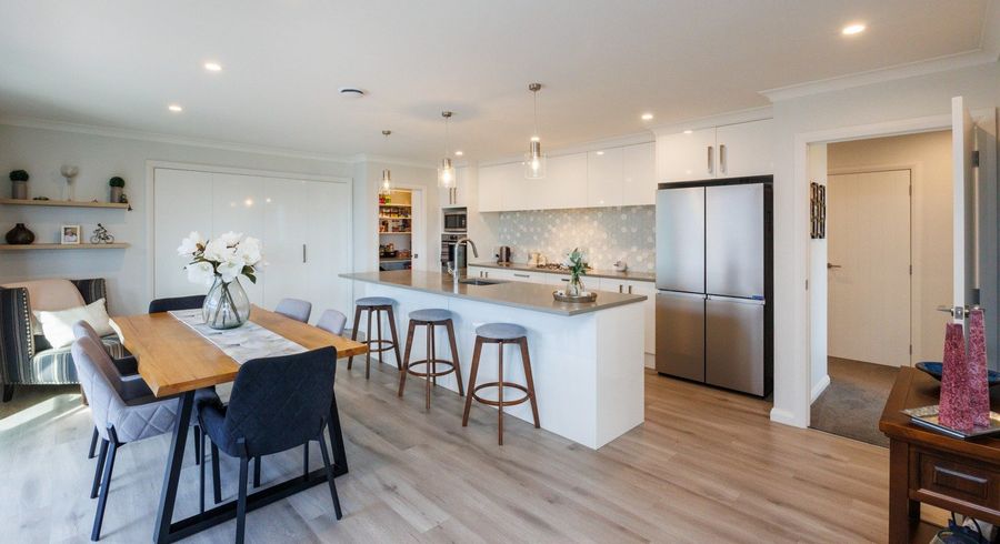 at 6 Atlantic Drive, Fitzherbert, Palmerston North