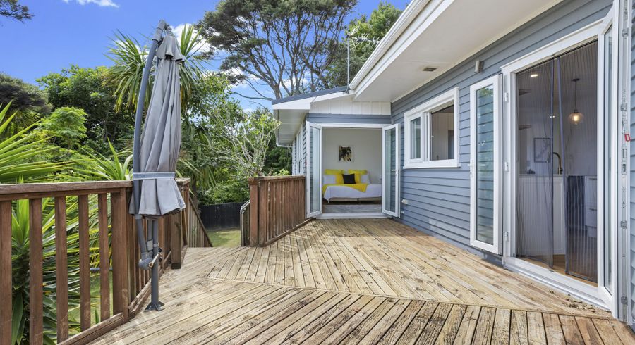  at 19 Mcentee Road, Waitakere, Auckland