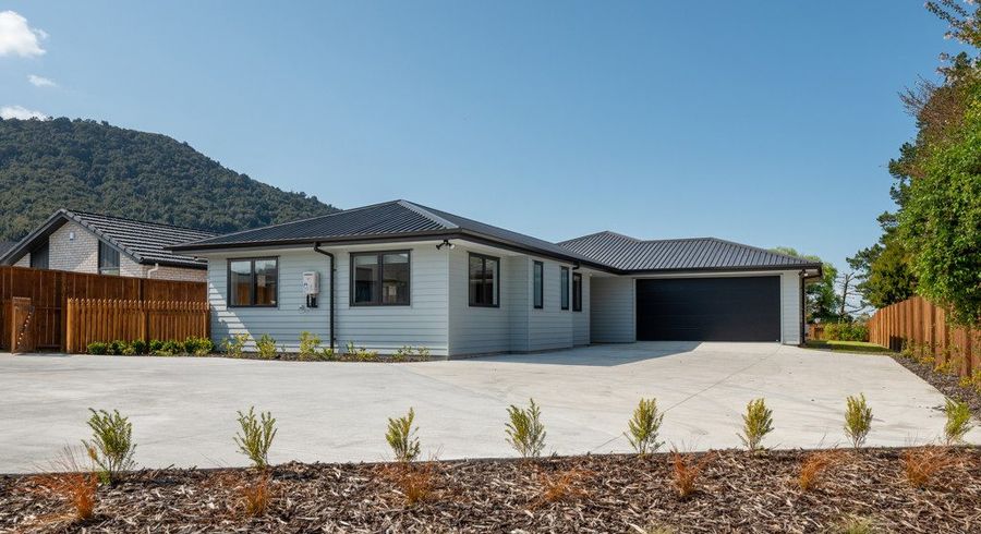 at 9 Lloyd Crescent, Pukehangi, Rotorua