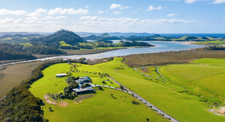  at 405 Taiharuru Road, Taiharuru, Parua Bay