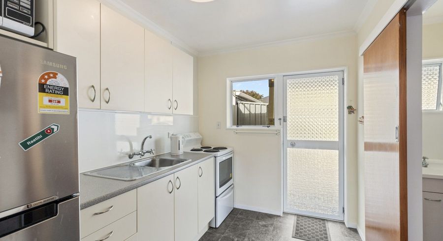  at 2/220 Coronation Avenue, Welbourn, New Plymouth, Taranaki