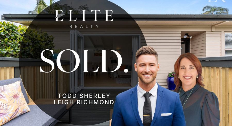  at 22 Robbies Road, Shelly Park, Auckland