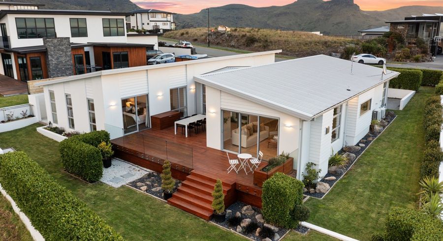  at 12 Parkridge Place, Mount Pleasant, Christchurch