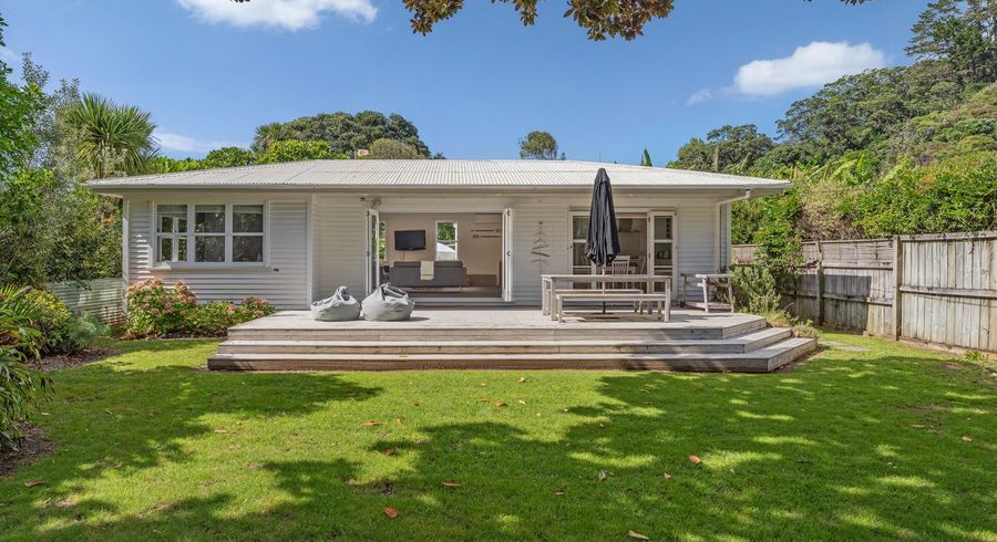  at 118 Sh25, Kuaotunu Beach, Thames-Coromandel, Waikato