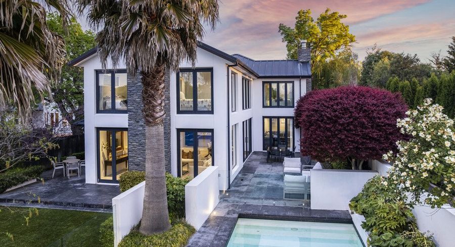  at 8 Wai-iti Terrace, Fendalton, Christchurch City, Canterbury