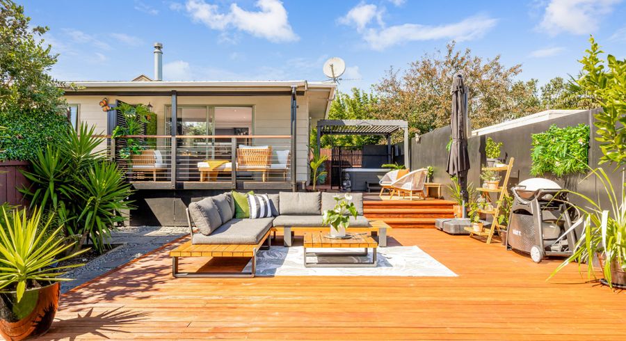  at 1 Mayer Place, Ranui, Auckland