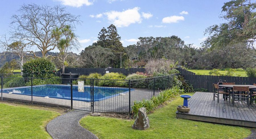  at 1E/25 Weranui Road, Waiwera, Rodney, Auckland