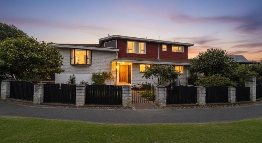  at 1 Lakewood Drive, Burwood, Christchurch