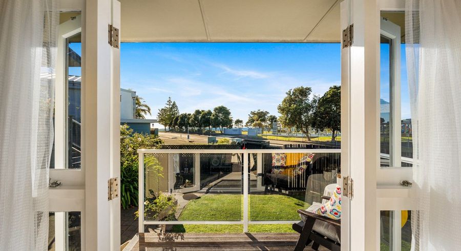  at 35 Charles Street, Westshore, Napier, Hawke's Bay