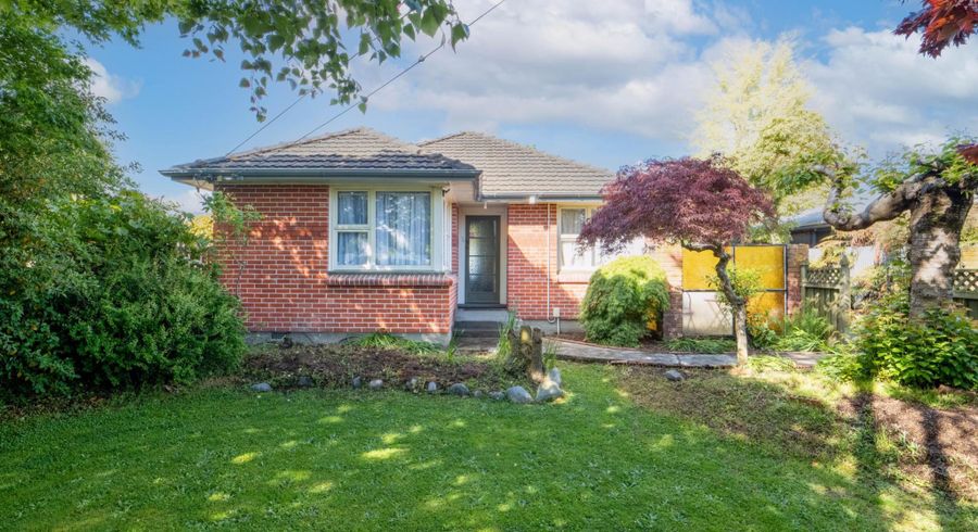  at 11 Reynolds Avenue, Bishopdale, Christchurch