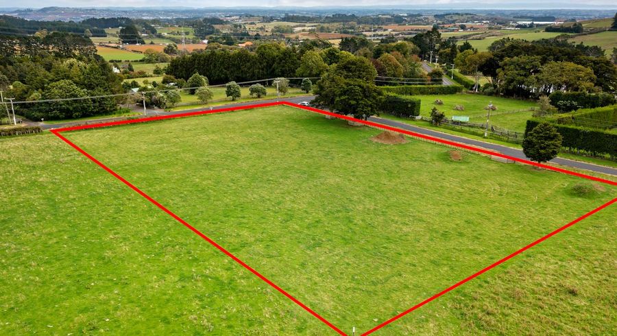  at 10 Puketutu Road, Bombay