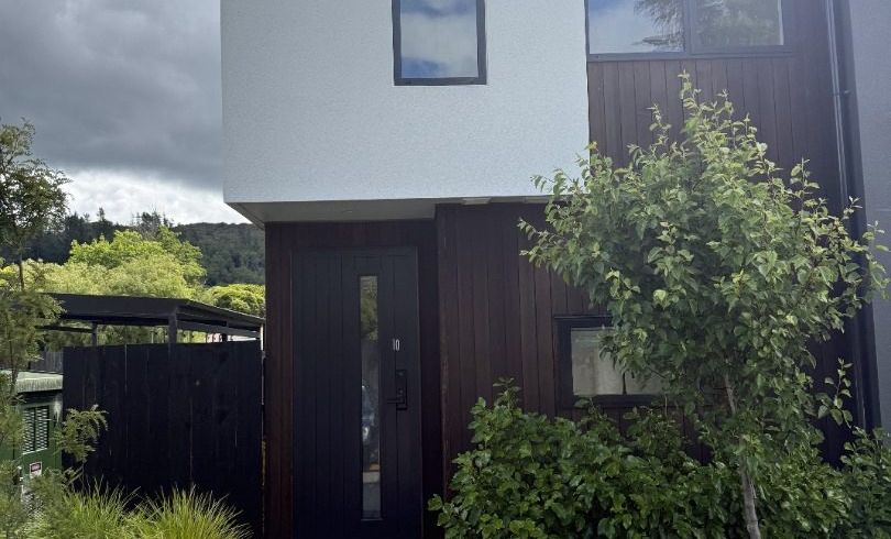  at 10/28 Raukawa Street, Stokes Valley, Lower Hutt, Wellington