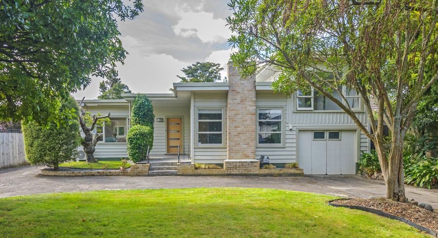  at 17 Manawatu Street, Hokowhitu, Palmerston North, Manawatu / Whanganui