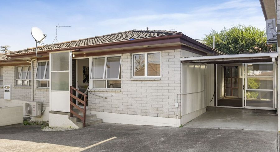  at 2/6 INGRAM STREET, Papakura, Auckland
