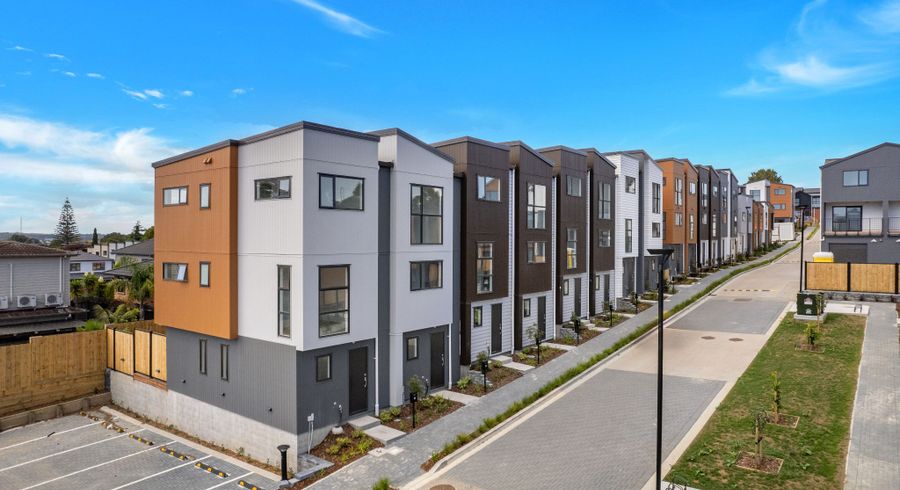  at 23 Ruapeti Lane, Henderson, Waitakere City, Auckland