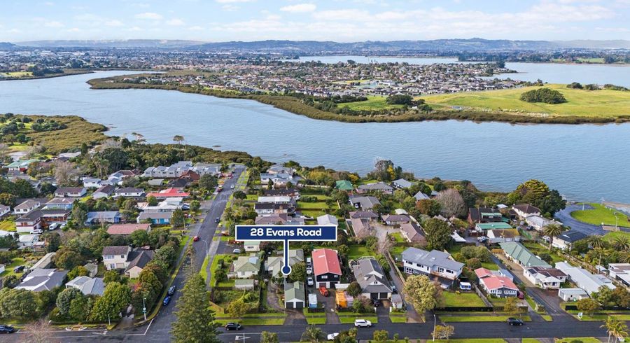  at 28  Evans Road, Weymouth, Manukau City, Auckland