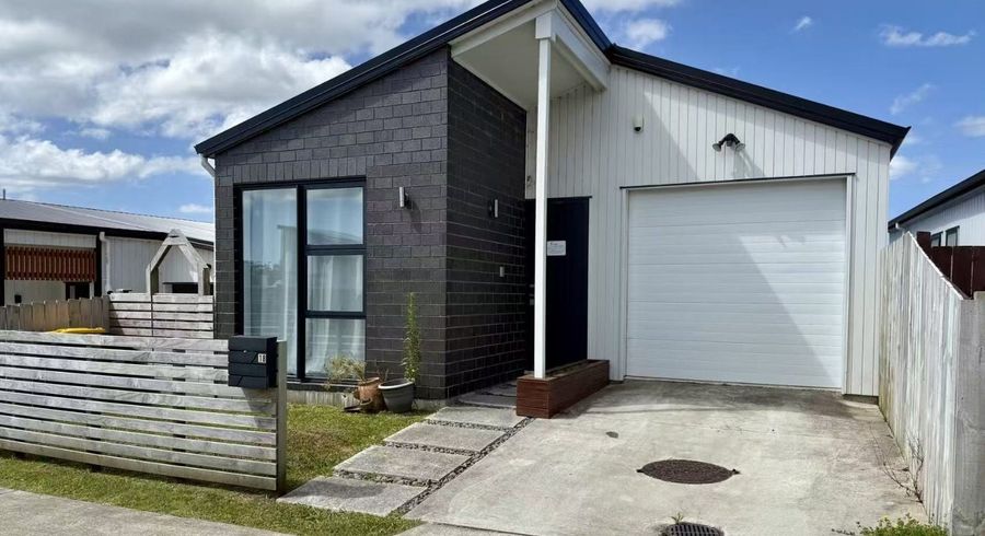  at 18 Horokaka Street, Massey, Waitakere City, Auckland